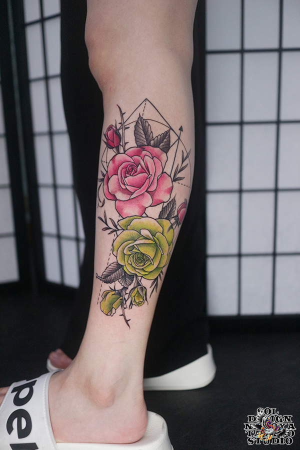 名古屋　タトゥー　女性